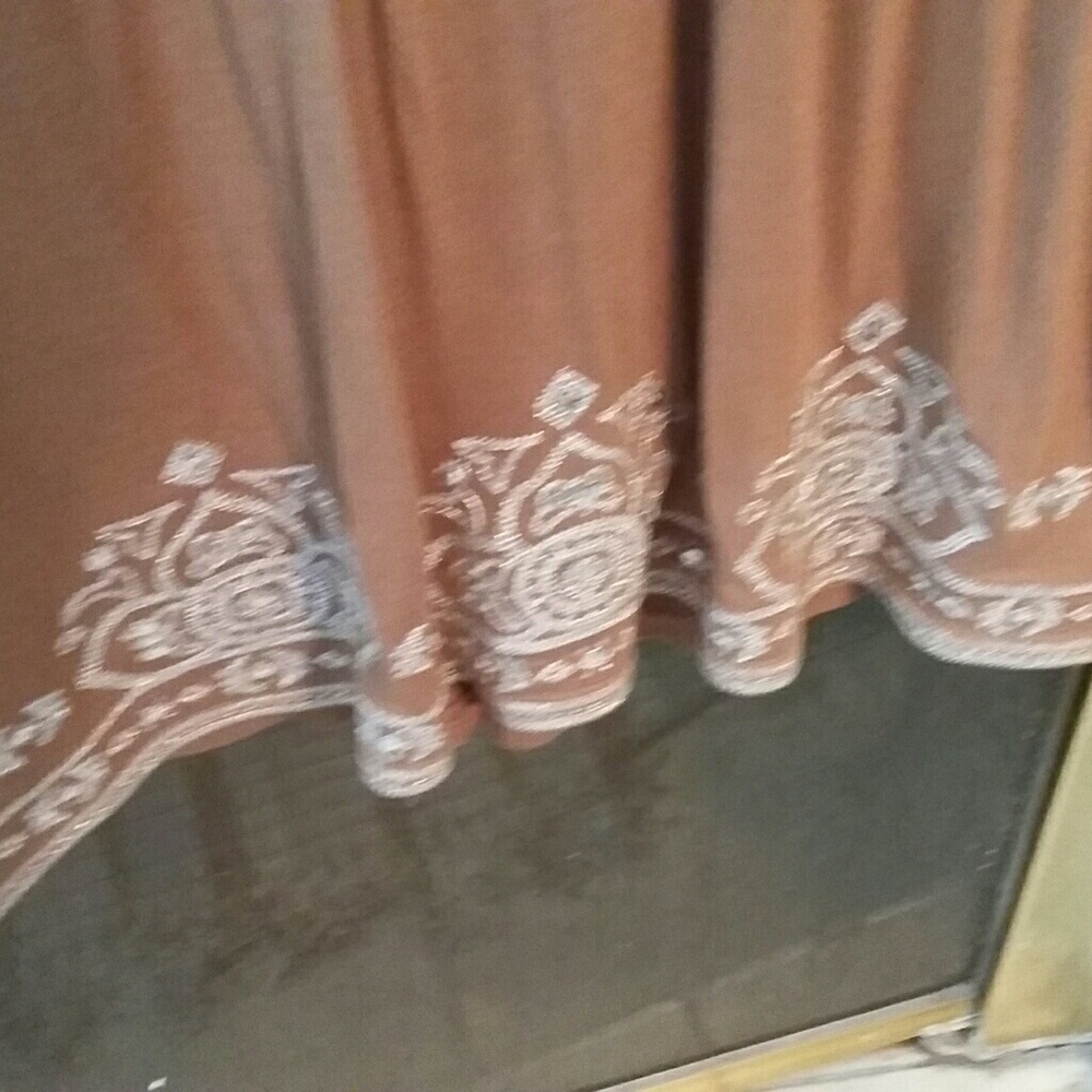 Dress - Picture 3 of 5